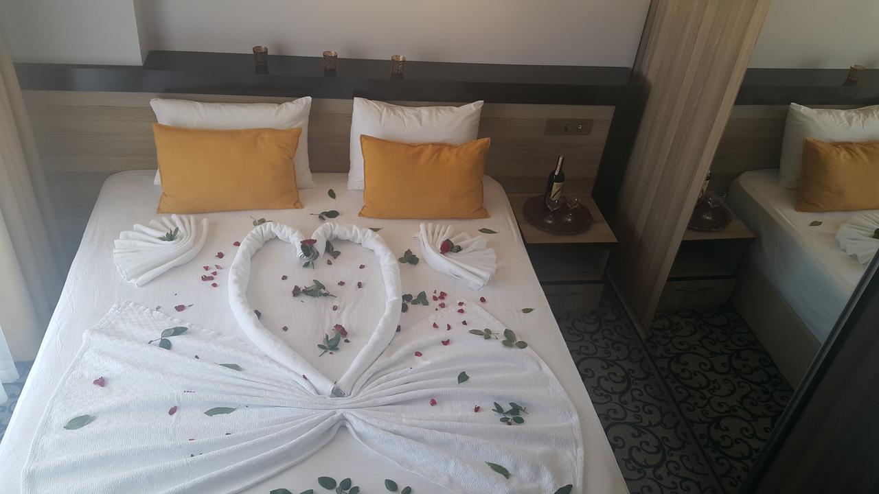 Elisa Hotel Ayvalik Ngoại thất bức ảnh
